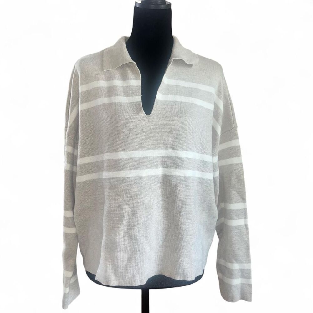 Cyrus Women's White and Cream Knit Sweater SZ M